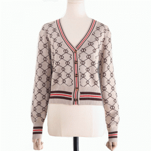 Damer tilpasset 100% polyester Finshnet jacquard-cardigantrøjer